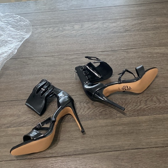 NWT BURJU Amante Thick Ankle Strap Heeled Sandals | Black | size 11 - Picture 3 of 9